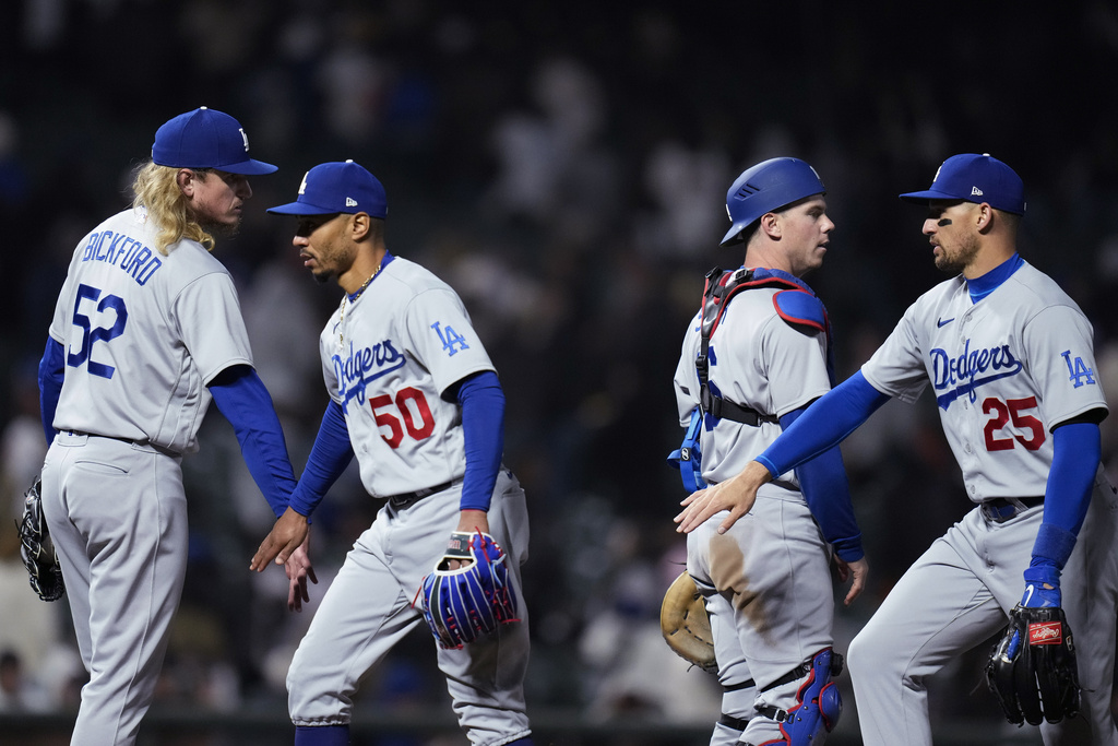 Cubs vs Dodgers predicciones pronóstico cuotas previa apuestas MLB el 16 de abril de 2023