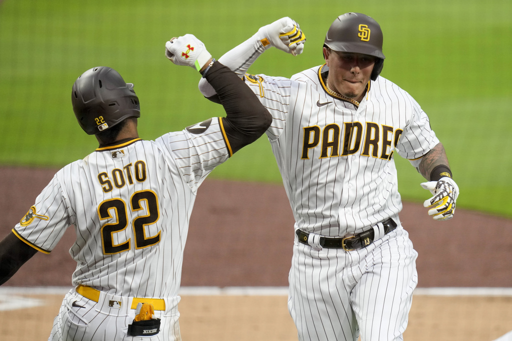 Braves vs Padres predicciones pronóstico cuotas previa apuestas MLB el 19 de abril de 2023