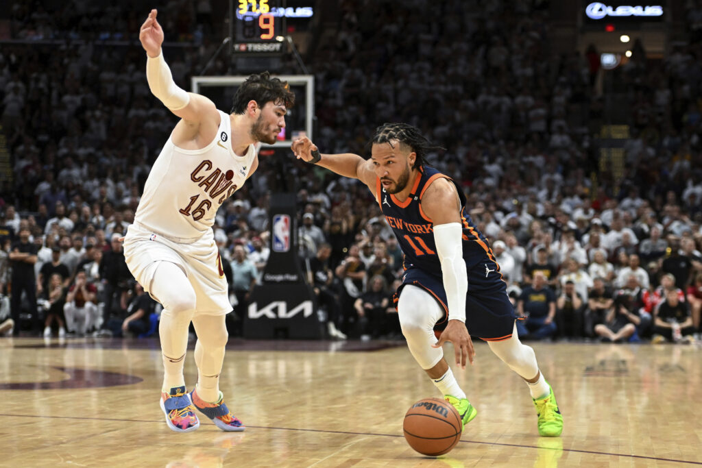 Knicks vs Cavaliers Predictions Picks Odds NBA April 18 2023