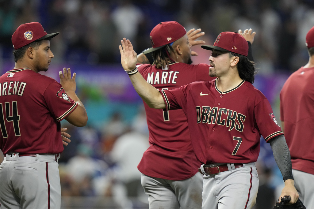 Padres vs Diamondbacks Predictions Picks Betting Odds