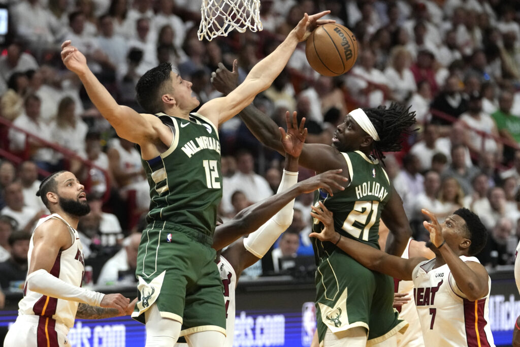 Bucks vs Heat Predictions Picks Odds NBA April 24 2023