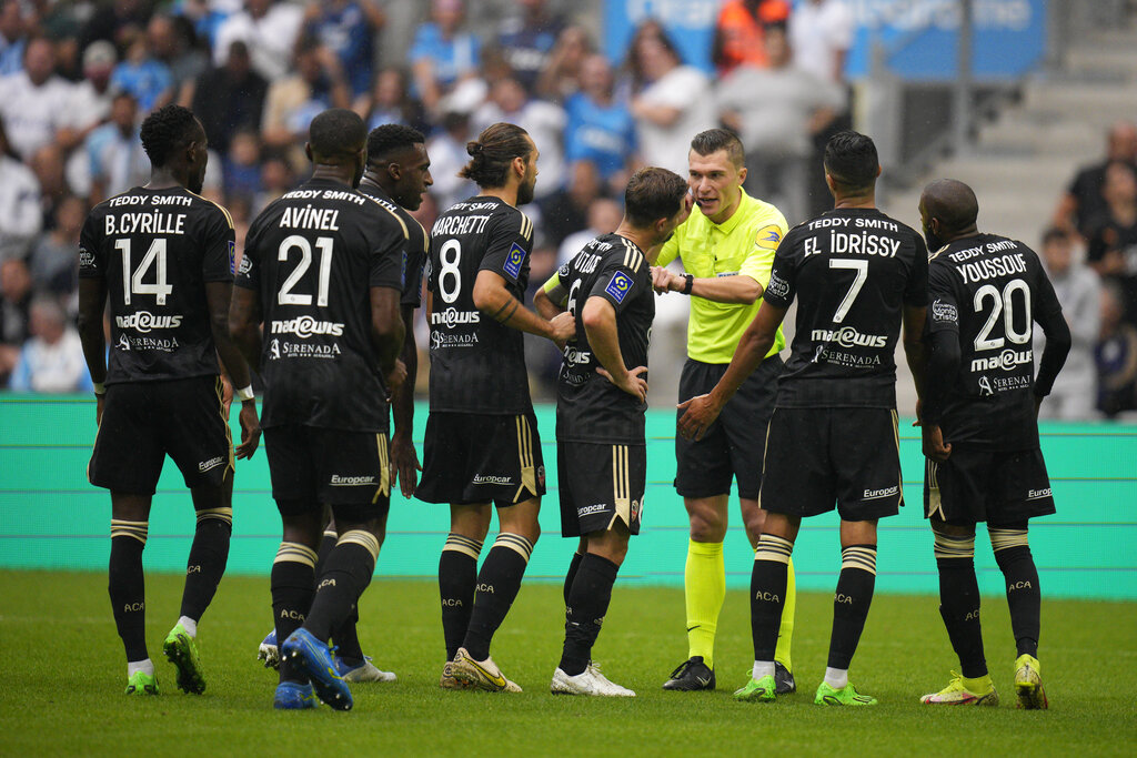 Ajaccio vs Auxerre predicciones pronóstico cuotas previas apuestas Ligue 1 el 9 de abril de 2023