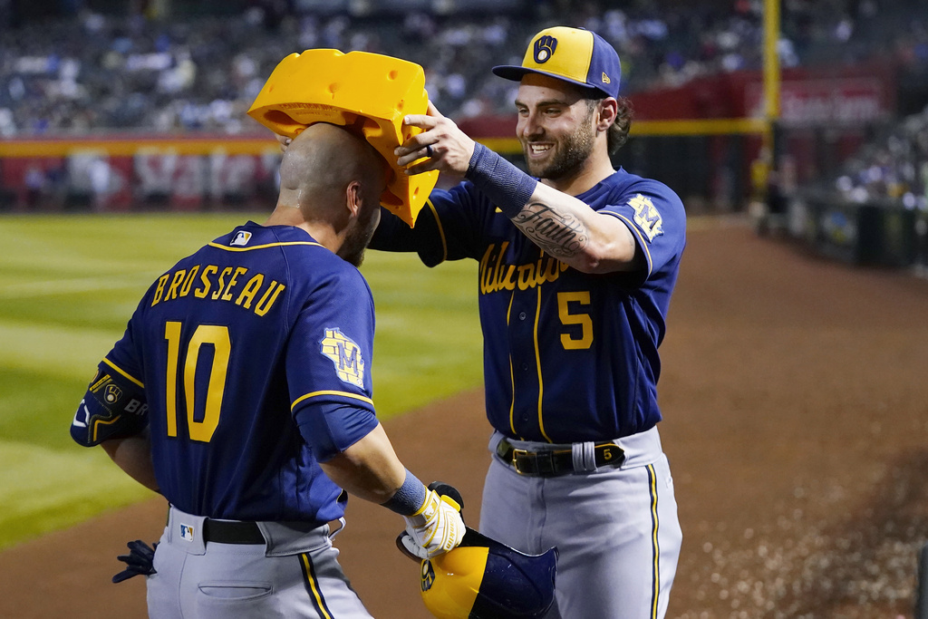 Brewers vs Padres predicciones pronóstico cuotas previas apuestas MLB 13 de abril de 2023