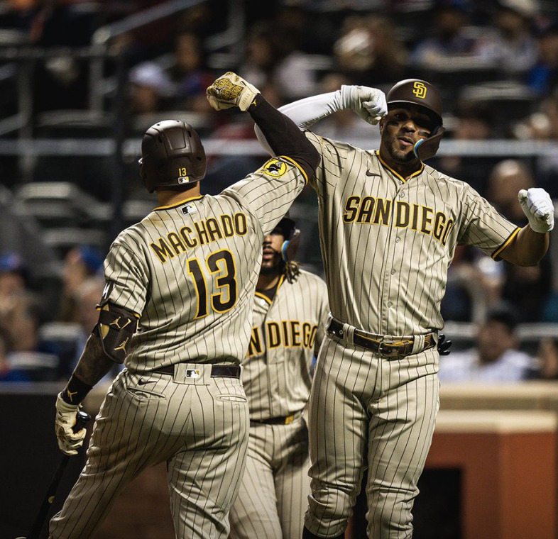 Brewers vs Padres predicciones pronóstico cuotas previa apuestas MLB el 14 de abril de 2023