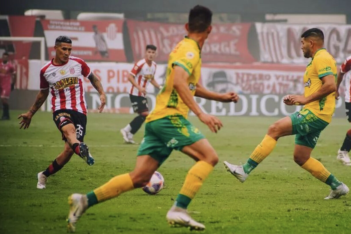 Banfield vs Barracas Central pronóstico predicción cuotas previa apuestas jornada 14 Liga Argentina 29 de abril de 2023