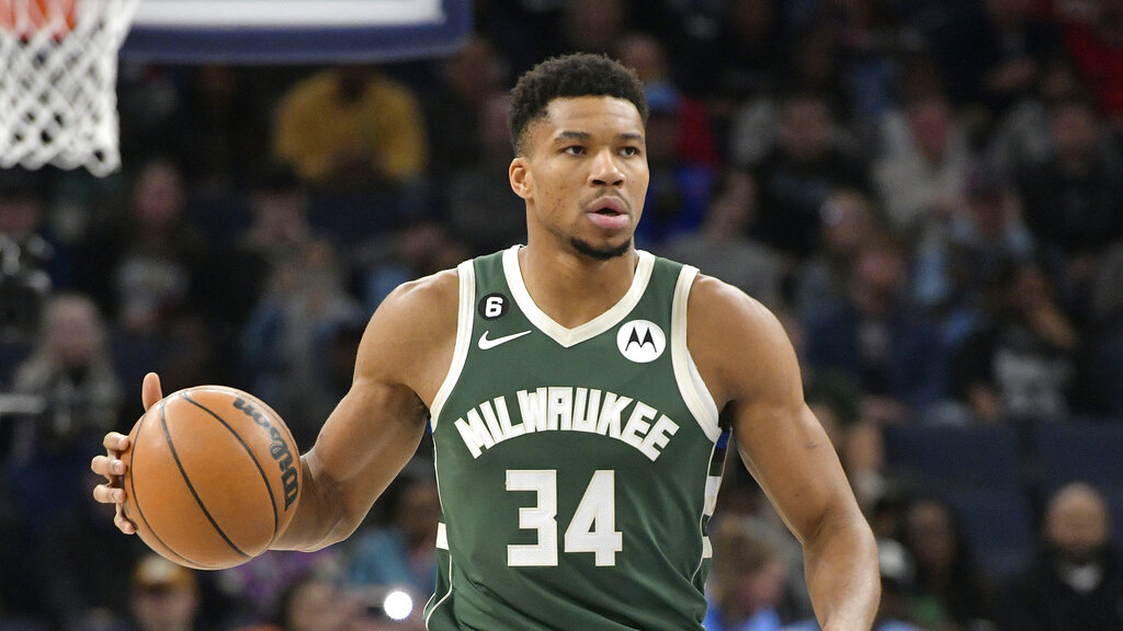 Grizzlies vs Bucks predicciones pronóstico cuotas previas apuestas NBA 7 de abril de 2023