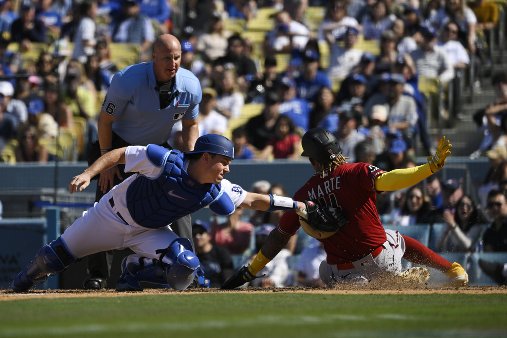 Cubs vs Dodgers predicciones pronóstico cuotas previas apuestas MLB 14 de abril de 2023