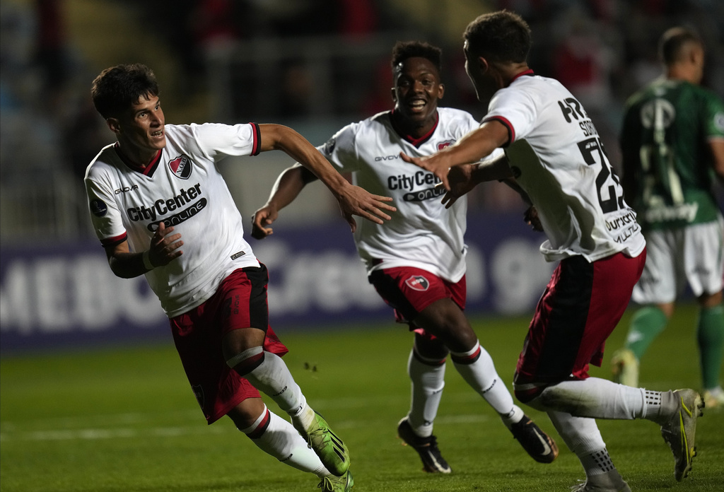 blooming vs newell's pronostico prediccion previa cuotas apuestas grupo e copa sudamericana 24 de mayo de 2023 