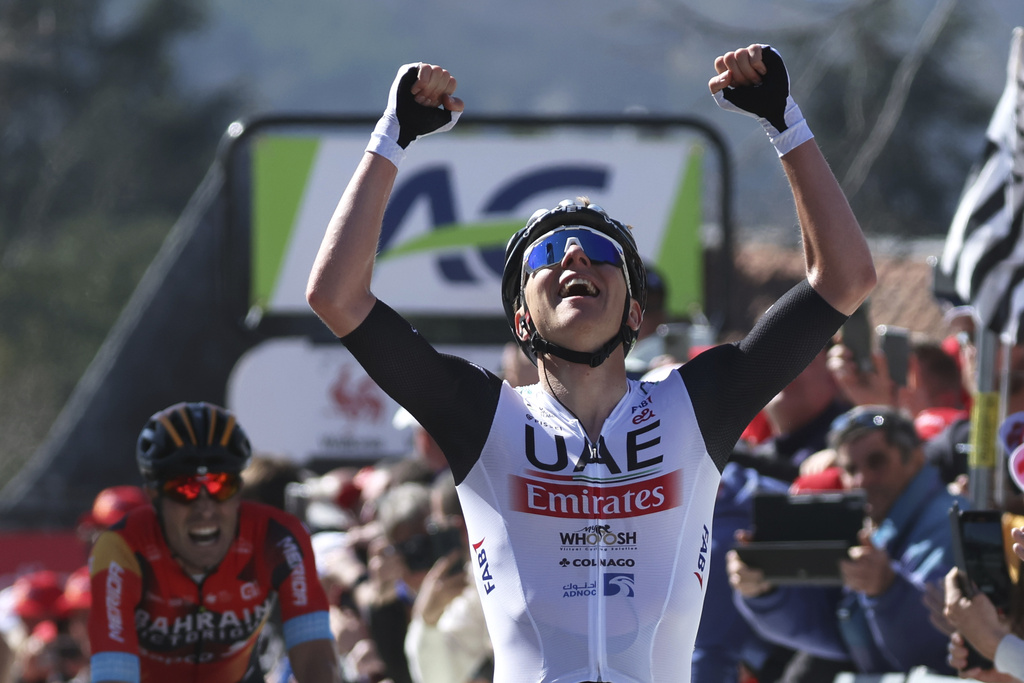 Distribución de premio en metálico del Giro de Italia 2023 por ciclistas y equipos