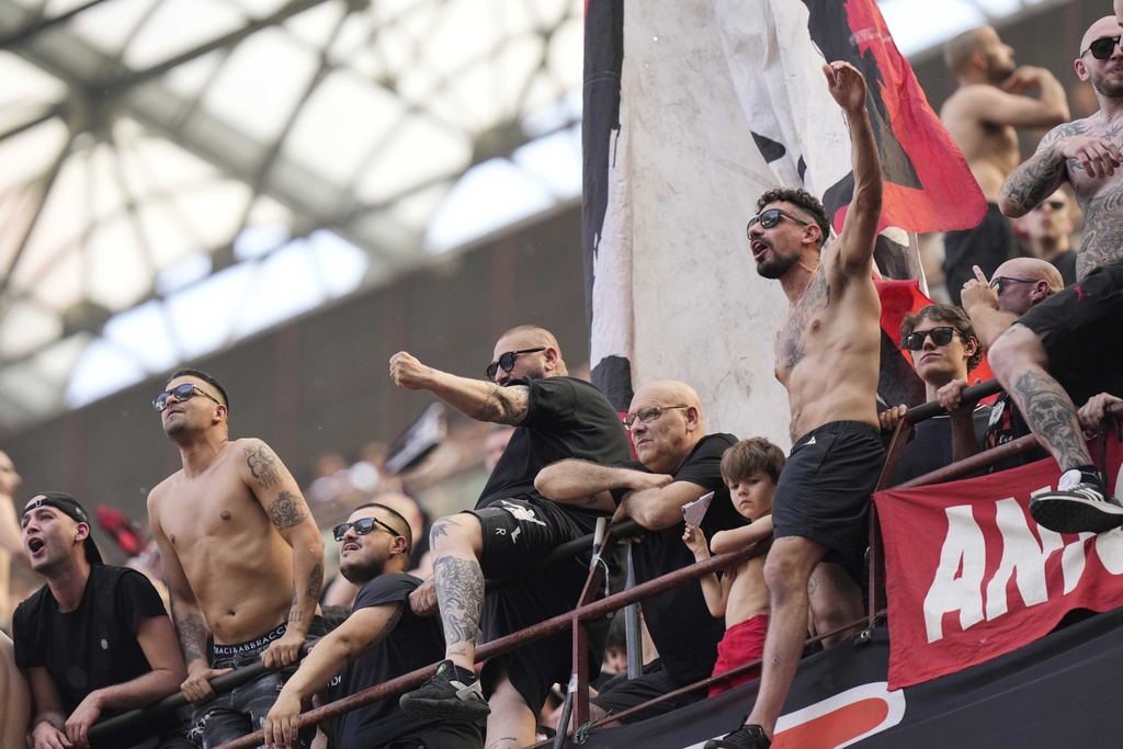 AC Milan vs Internazionale Predictions Picks Betting Odds Semifinals First Leg Game on May 10, 2023
