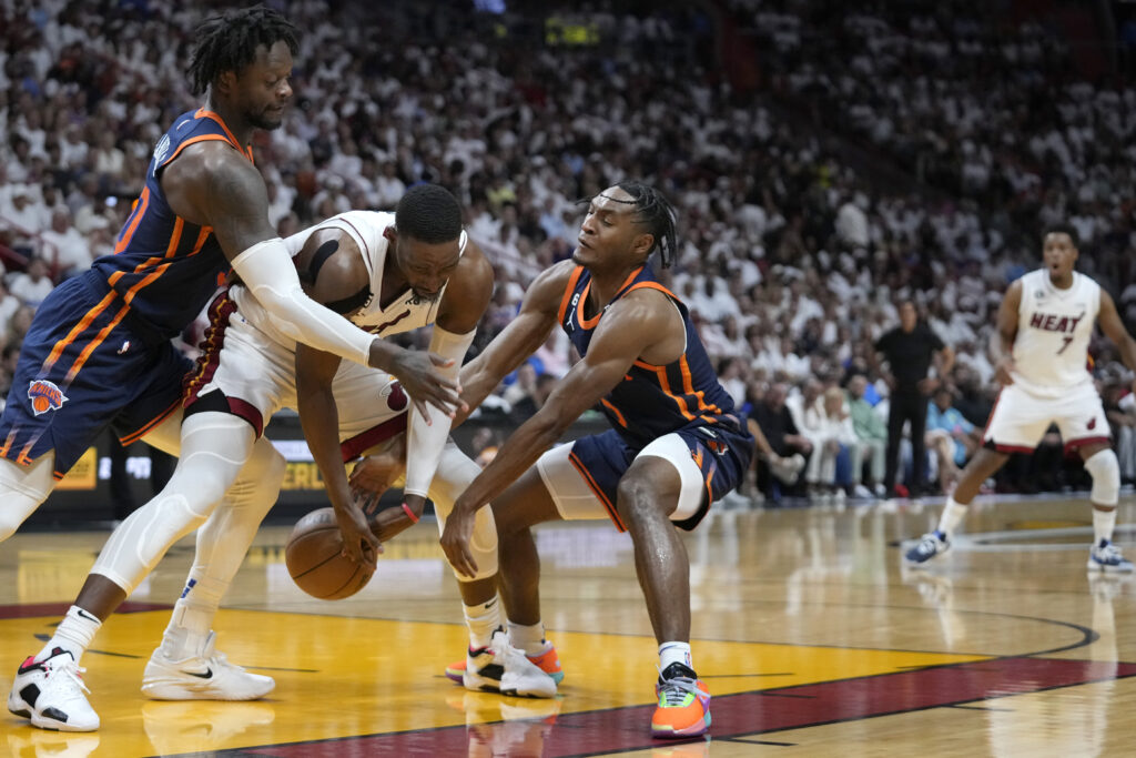 Knicks vs Heat Predictions Picks Odds NBA May 8 2023