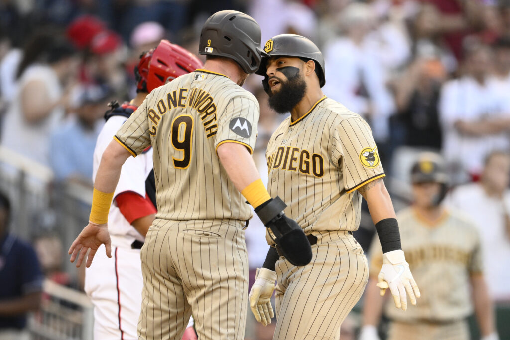 Guardians vs Padres predicciones pronóstico cuotas previas apuestas MLB 15 de junio de 2023