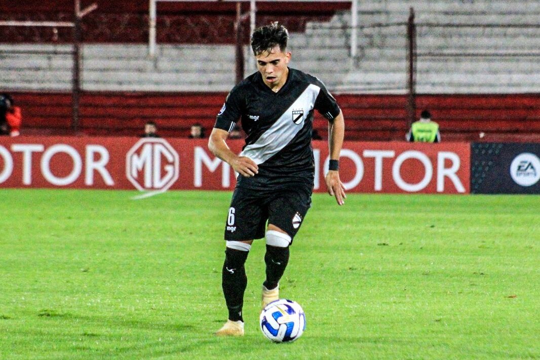 Danubio vs Defensor Sporting Predictions Picks Betting Odds May 13 2023