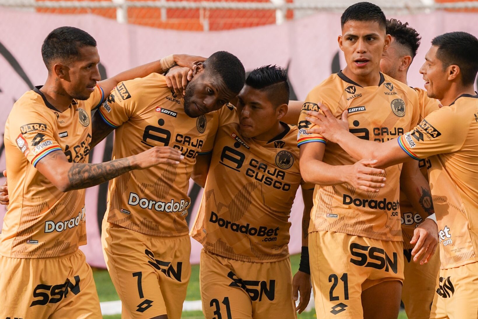 Universitario vs Cusco Predicciones pronóstico apuestas cuotas jornada 18 de la Liga 1 el 2 de junio de 2023