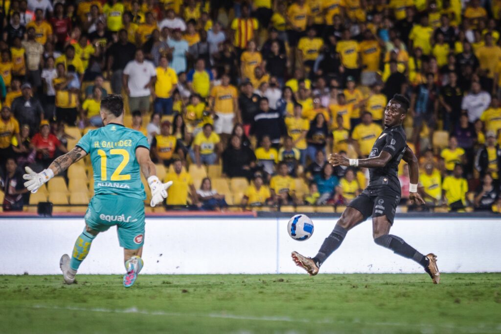 Libertad vs Barcelona SC Predictions Picks Betting Odds May 13 2023