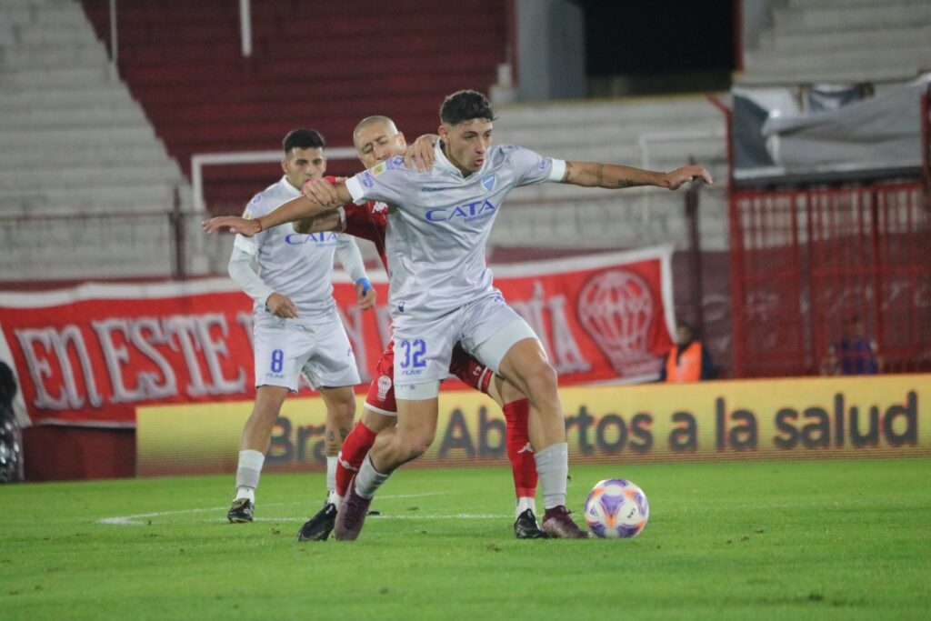 Newell's vs Godoy Cruz Predictions Picks Betting Odds May 28, 2023