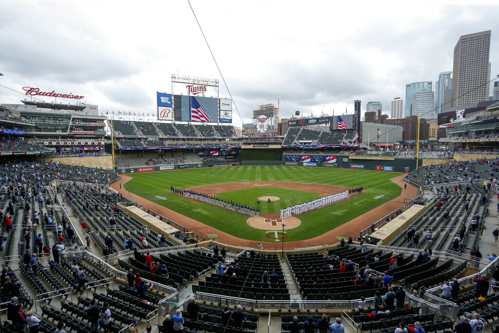 Padres vs Twins Pronóstico predicciones cuotas apuestas MLB 9 de mayo de 2023