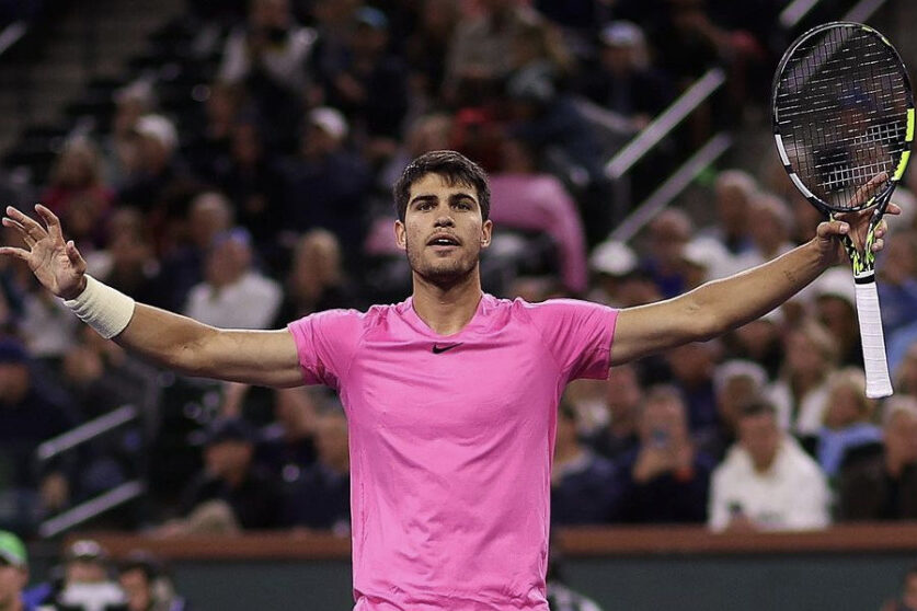 Alcaraz vs Shapovalov pronóstico predicción cuotas previa apuestas Roland Garros tercera ronda 2 de junio de 2023