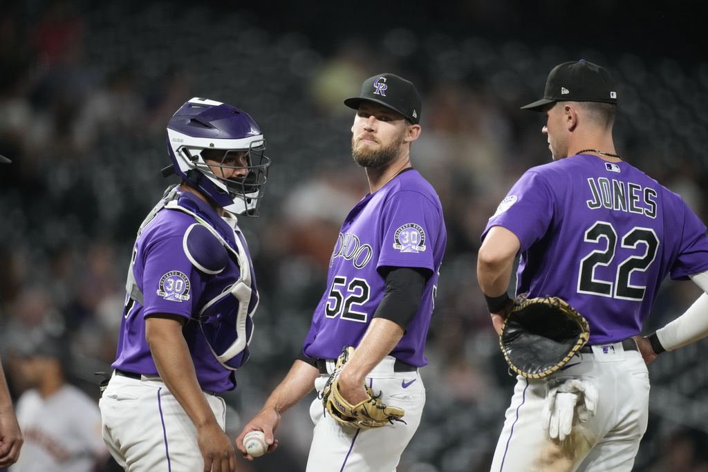 Padres vs Rockies predicciones pronóstico cuotas previas apuestas MLB 9 de junio de 2023