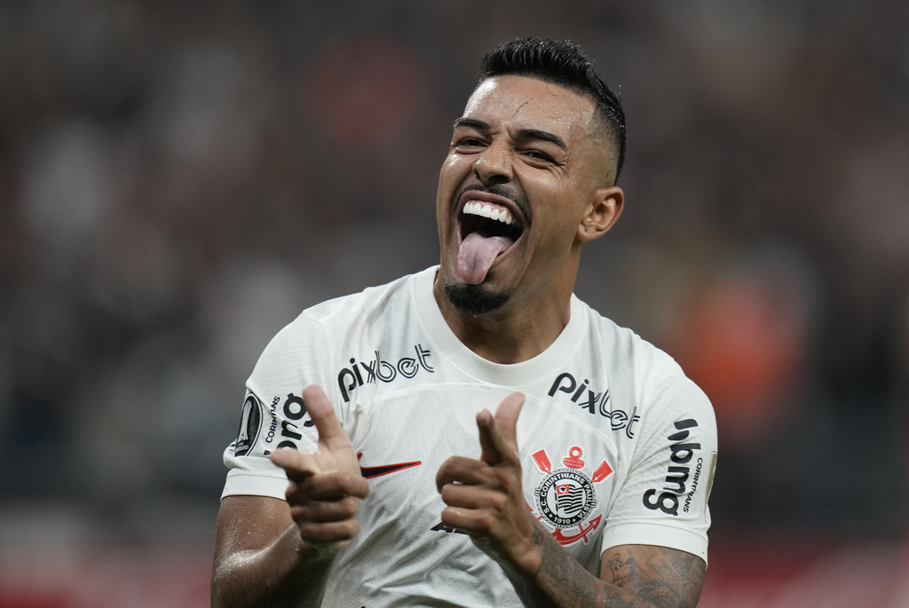 Corinthians vs Universitario Predicciones pronóstico apuestas cuotas ida en los Playoffs de la Copa Sudamericana el 11 de julio de 2023