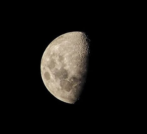 Conoce cuál es la mejor fase lunar para apostar en Colombia