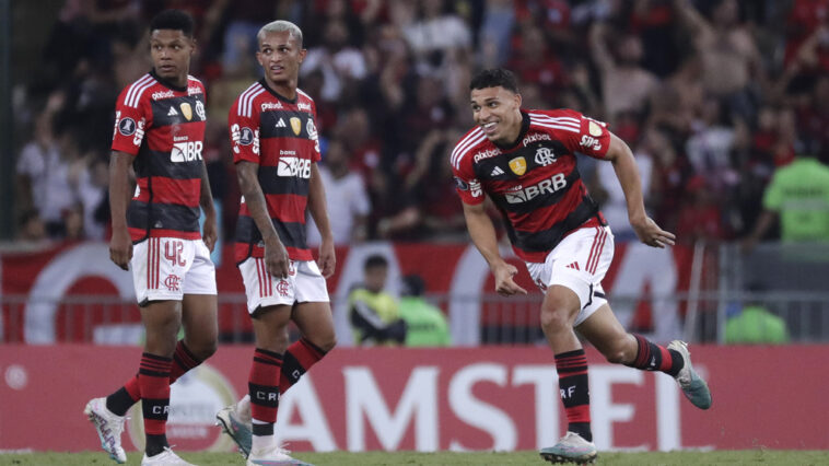 Flamengo vs Olimpia Predicciones pronóstico apuestas cuotas ida en los octavos de final de la Copa Libertadores el 3 de agosto de 2023