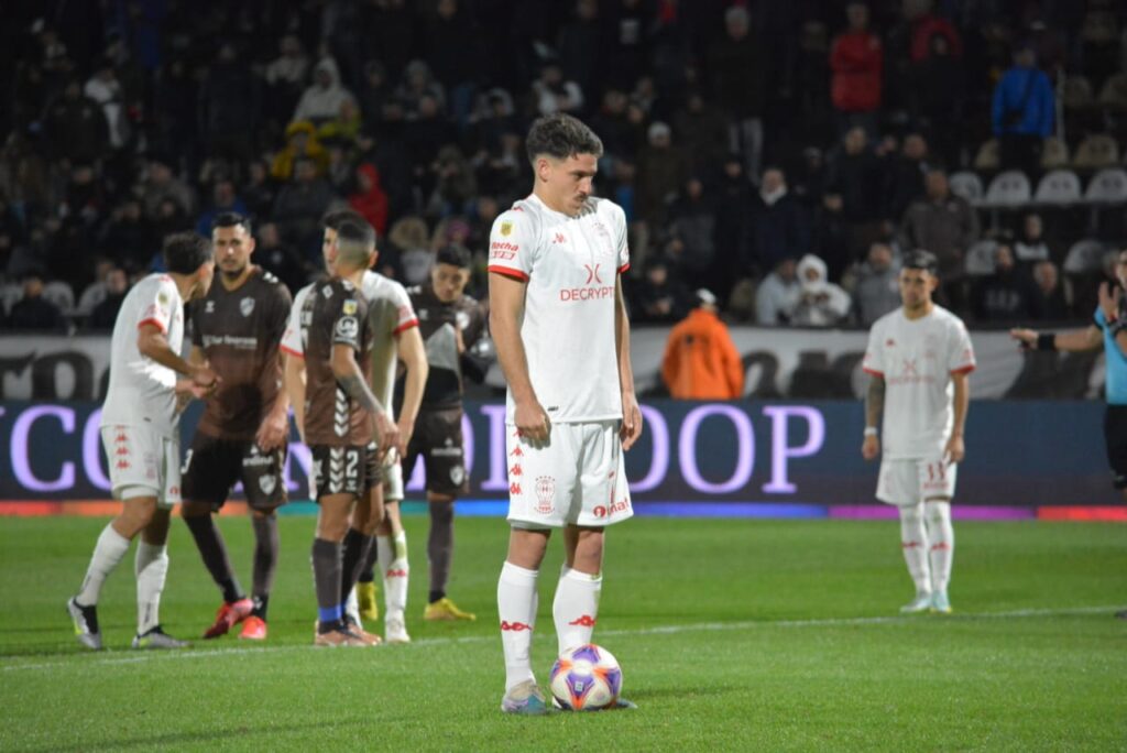 Huracan vs Velez Predictions Picks Betting Odds July 30 2023