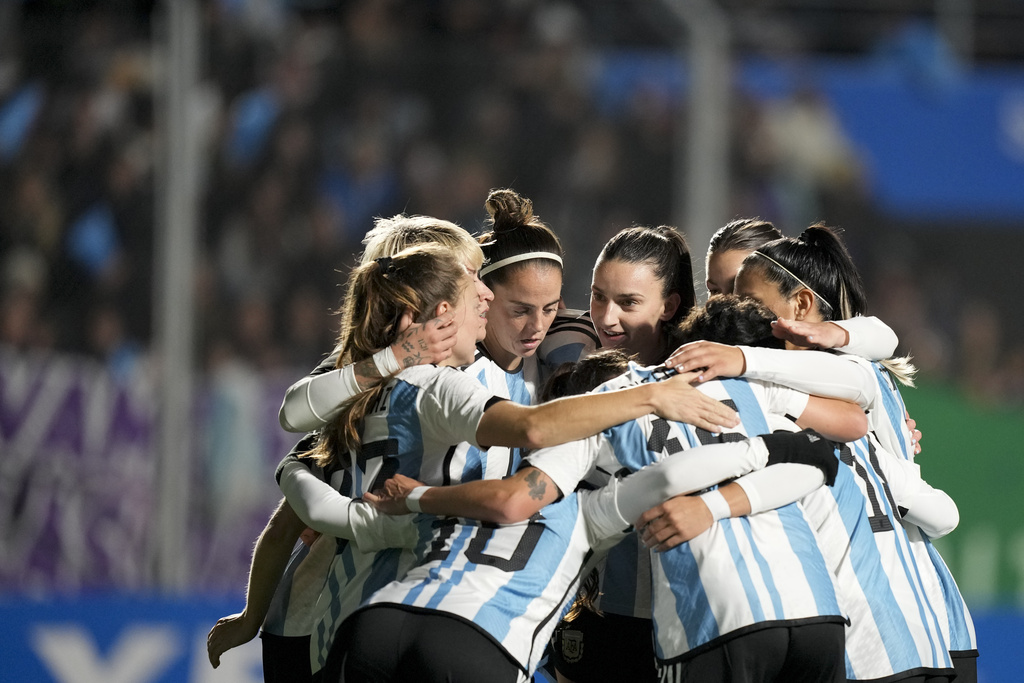 Italia vs Argentina Predicciones pronóstico cuotas apuestas fase de grupos de la Copa Mundial Femenina el 24 de julio de 2023