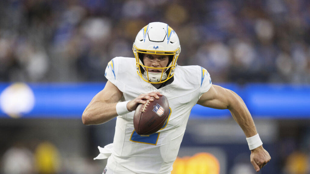 Predicción, pronóstico y cuotas para el partido entre Los Angeles Chargers vs San Francisco 49ers de la Semana 3 de la NFL el 25 de agosto de 2023