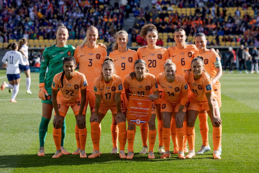 Países Bajos vs Sudáfrica Pronóstico Predicción Cuotas Previa Apuestas Copa Mundial Femenina 2023 Octavos de Final 5 Agosto 2023