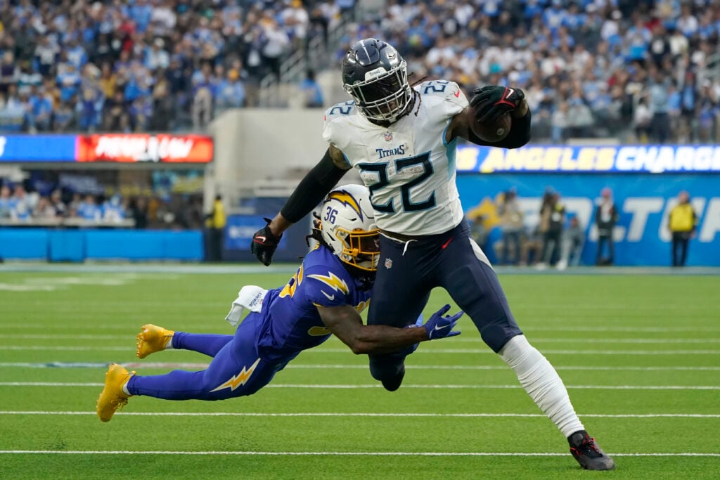 Chargers vs Titans Predictions, Picks, Odds Sep 17 2023