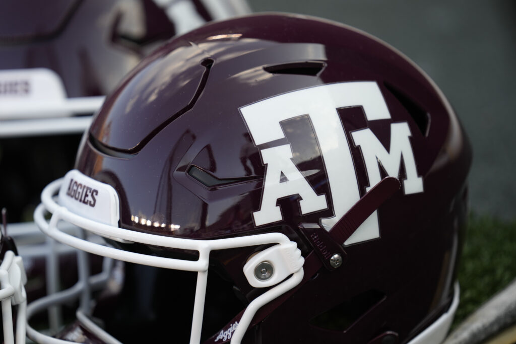 Texas A&M vs Miami Predictions, Picks, Odds Sep 9 2023