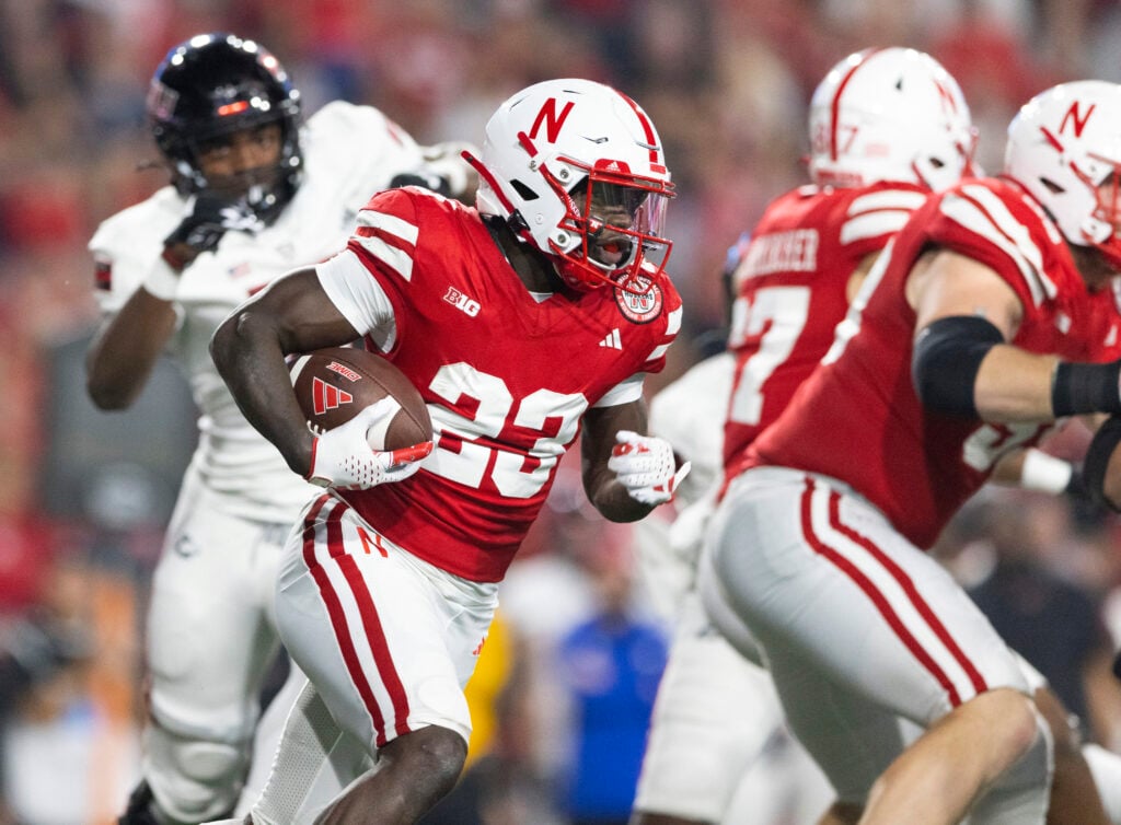 Michigan vs Nebraska Predictions, Picks, Odds Sep 30 2023