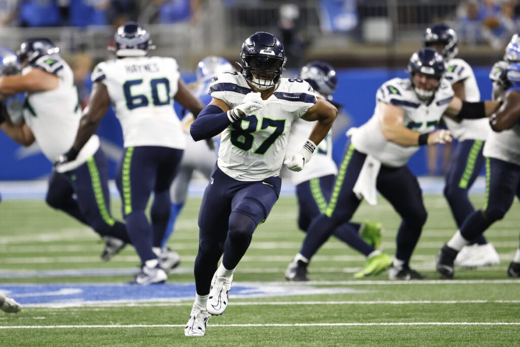 Panthers vs Seahawks Predictions, Picks, Odds Sep 24 2023