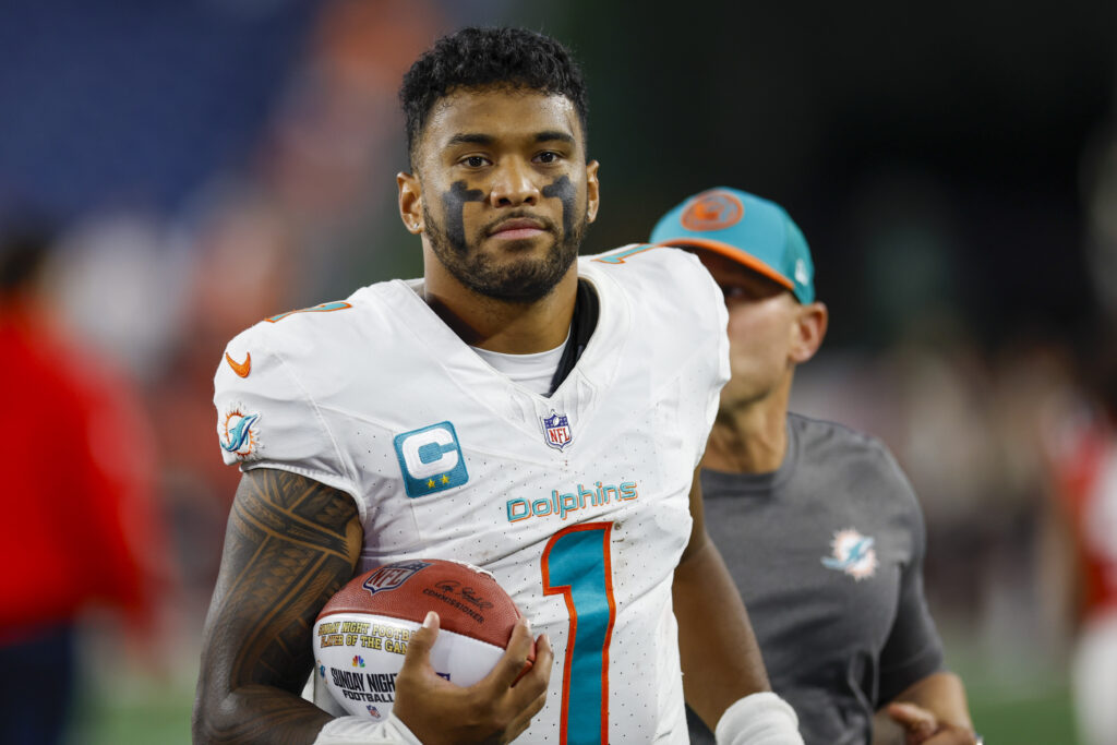 Dolphins vs Bills Predictions, Picks, Odds Oct 1 2023