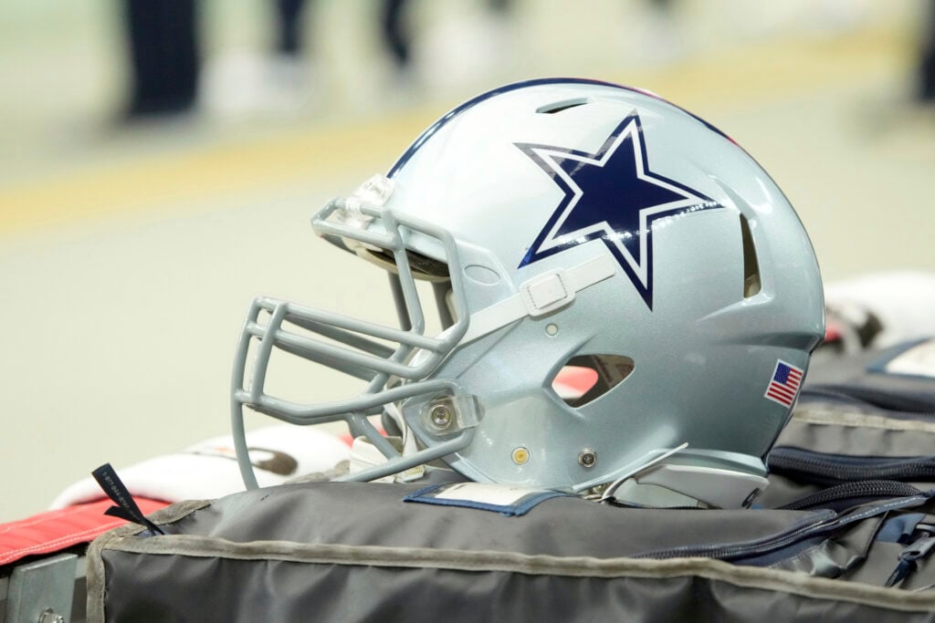 Cowboys vs 49ers Predictions, Picks, Odds Oct 8 2023