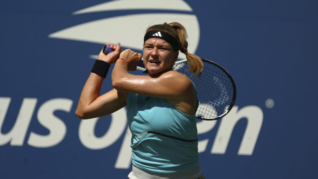 Muchova vs Cîrstea Pronósticos Predicciones Cuotas Previa Apuestas cuartos de final singles femenino US Open 5 de septiembre de 2023