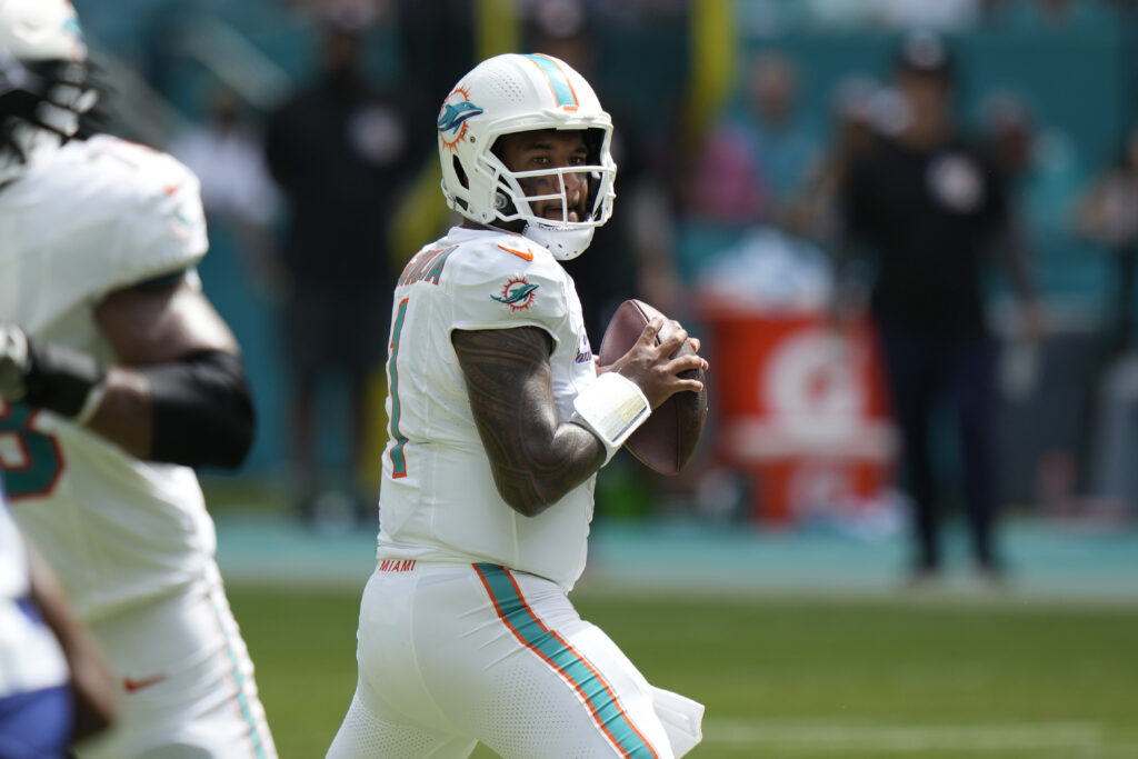 Dolphins vs Eagles Predictions, Picks, Odds Oct 22 2023